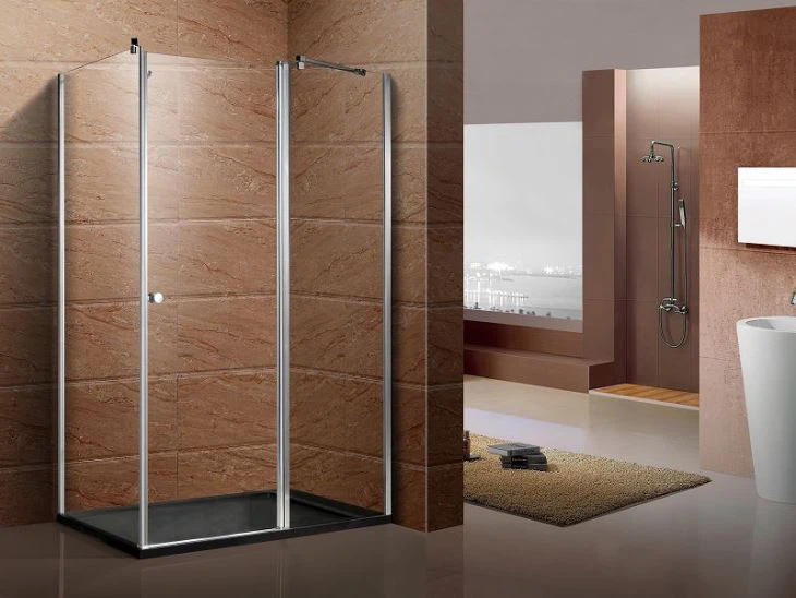 Скляні шафи для душу у ванній кімнаті